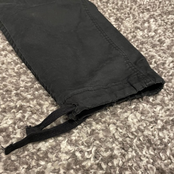 American Eagle Outfitters Black Cargo Pant - Picture 11 of 11